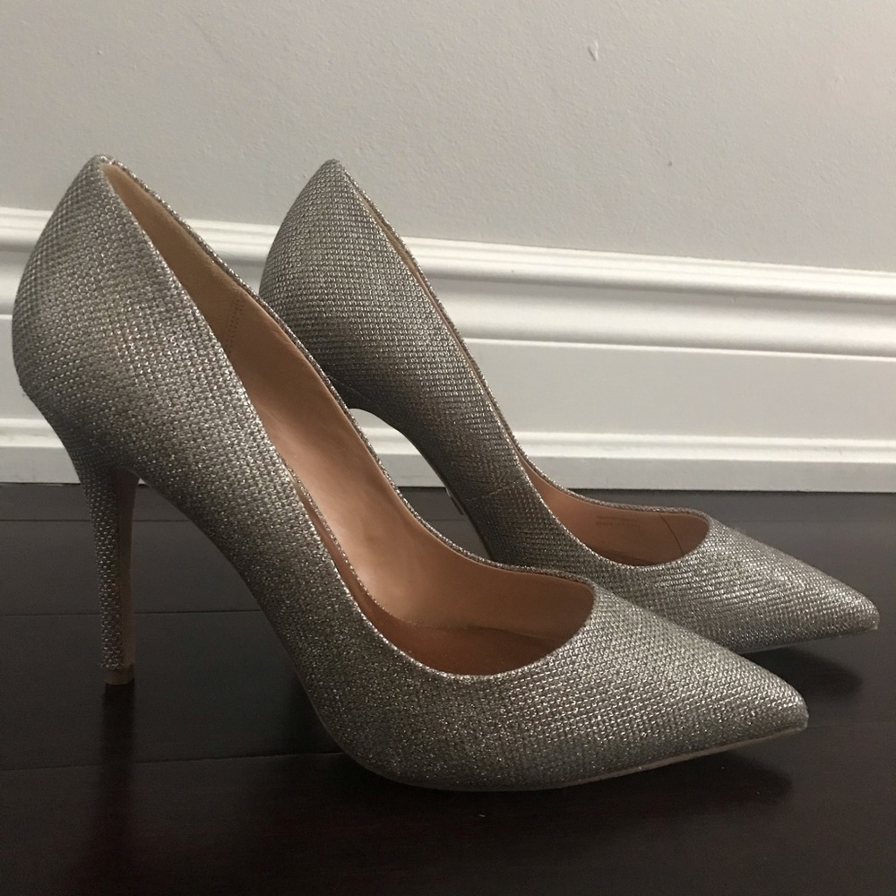 BADGLEY MISCHKA Glitter Pumps In Champagne Silver - Picture 7 of 13